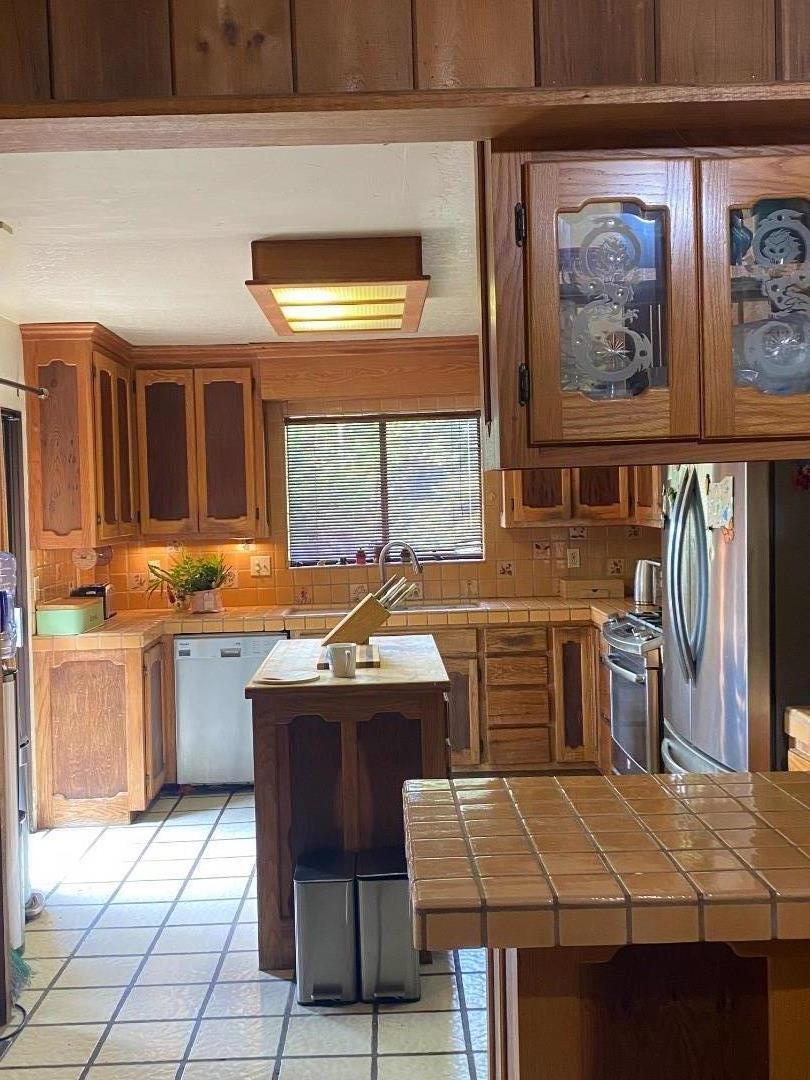 Detail Gallery Image 8 of 30 For 341 Metalwood Dr, Soquel,  CA 95073 - 4 Beds | 3 Baths