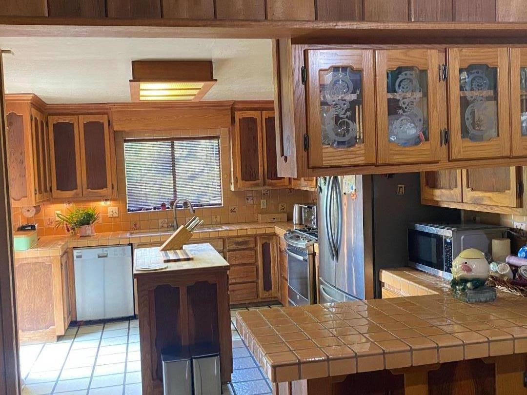 Detail Gallery Image 9 of 30 For 341 Metalwood Dr, Soquel,  CA 95073 - 4 Beds | 3 Baths