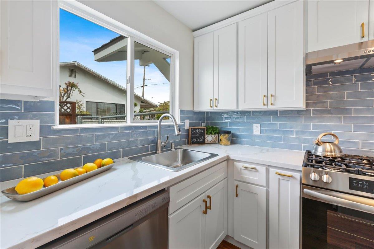 Detail Gallery Image 10 of 38 For 1801 Tulane St, Union City,  CA 94587 - 5 Beds | 2 Baths