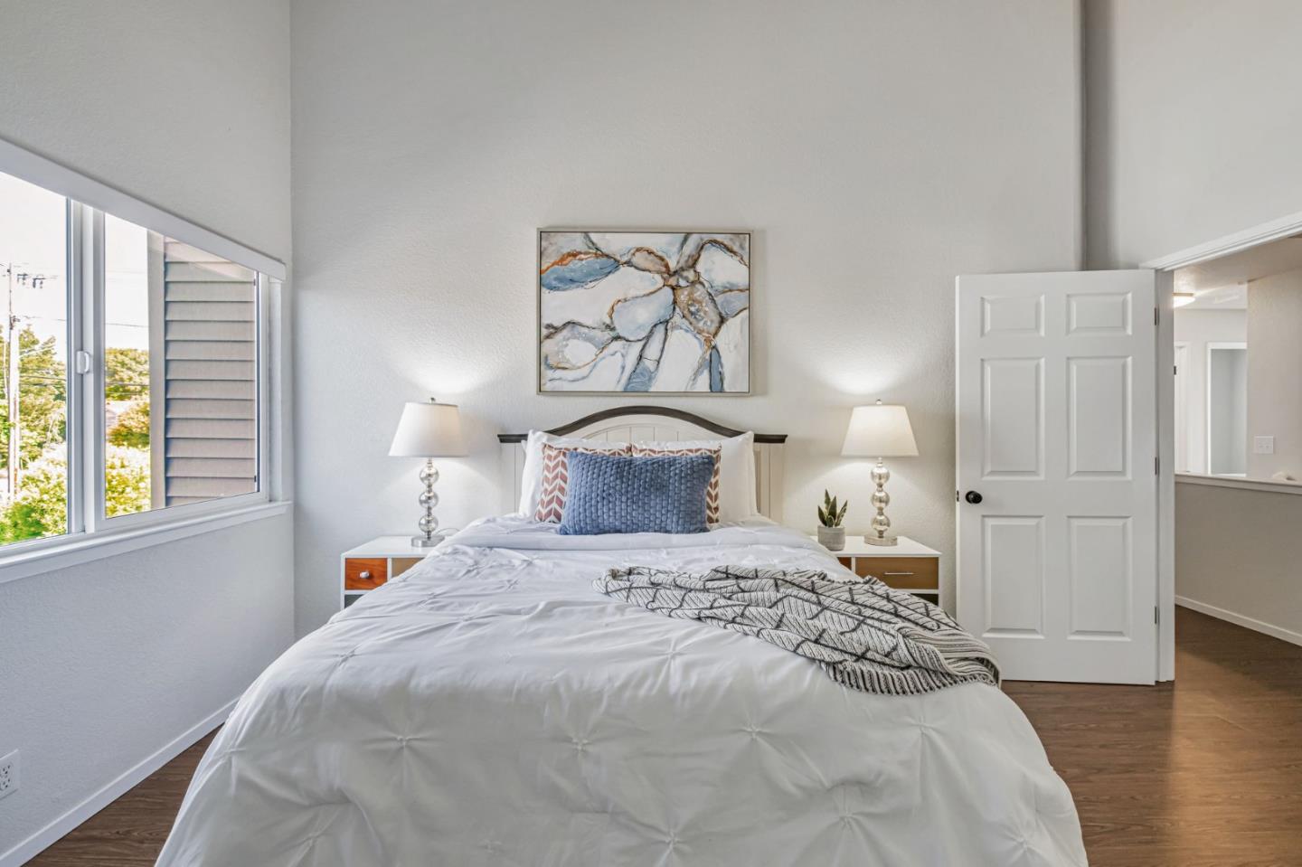 Detail Gallery Image 23 of 47 For 1647 Schooner Ct, Santa Cruz,  CA 95062 - 4 Beds | 2/1 Baths