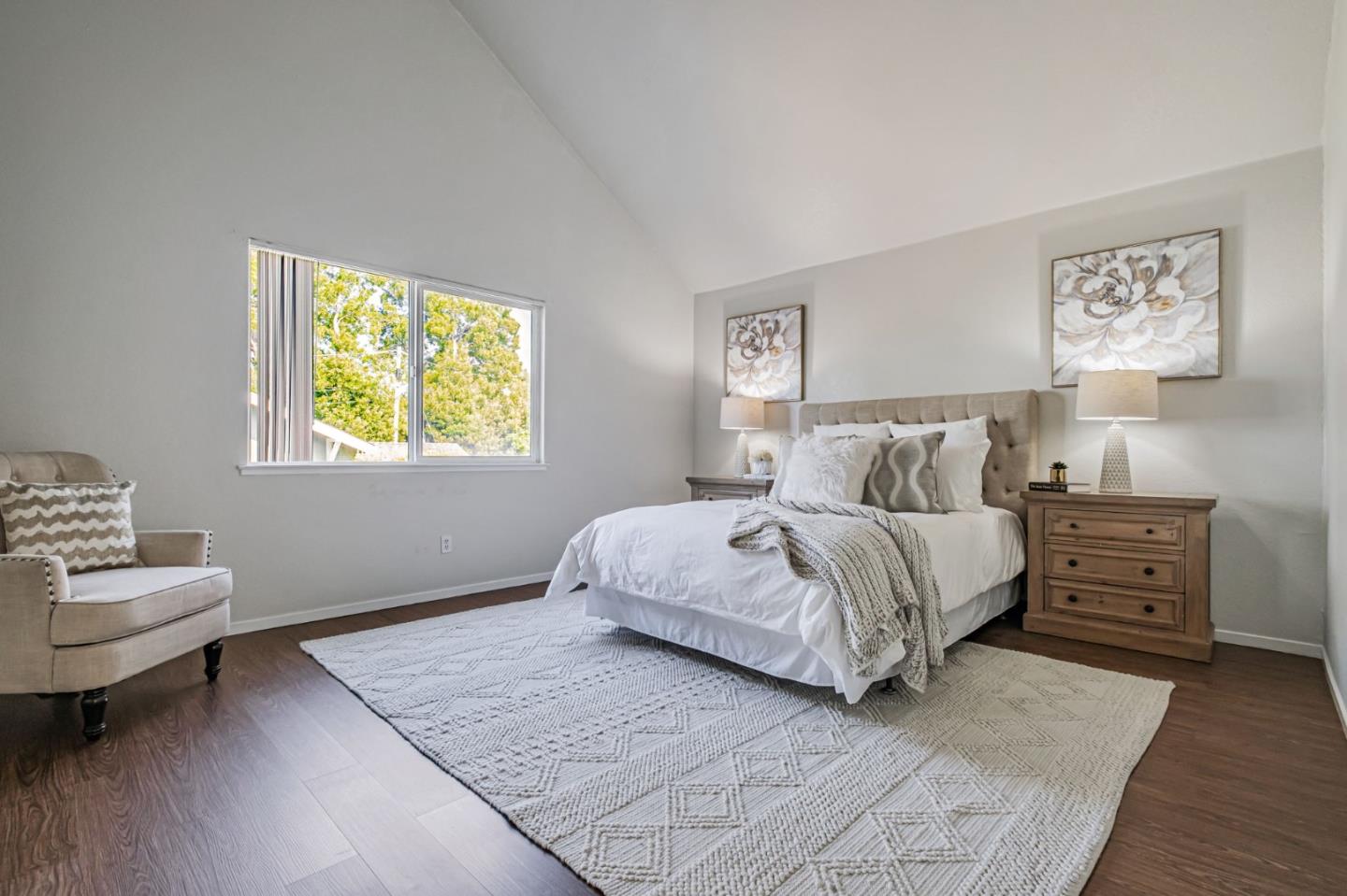 Detail Gallery Image 24 of 47 For 1647 Schooner Ct, Santa Cruz,  CA 95062 - 4 Beds | 2/1 Baths
