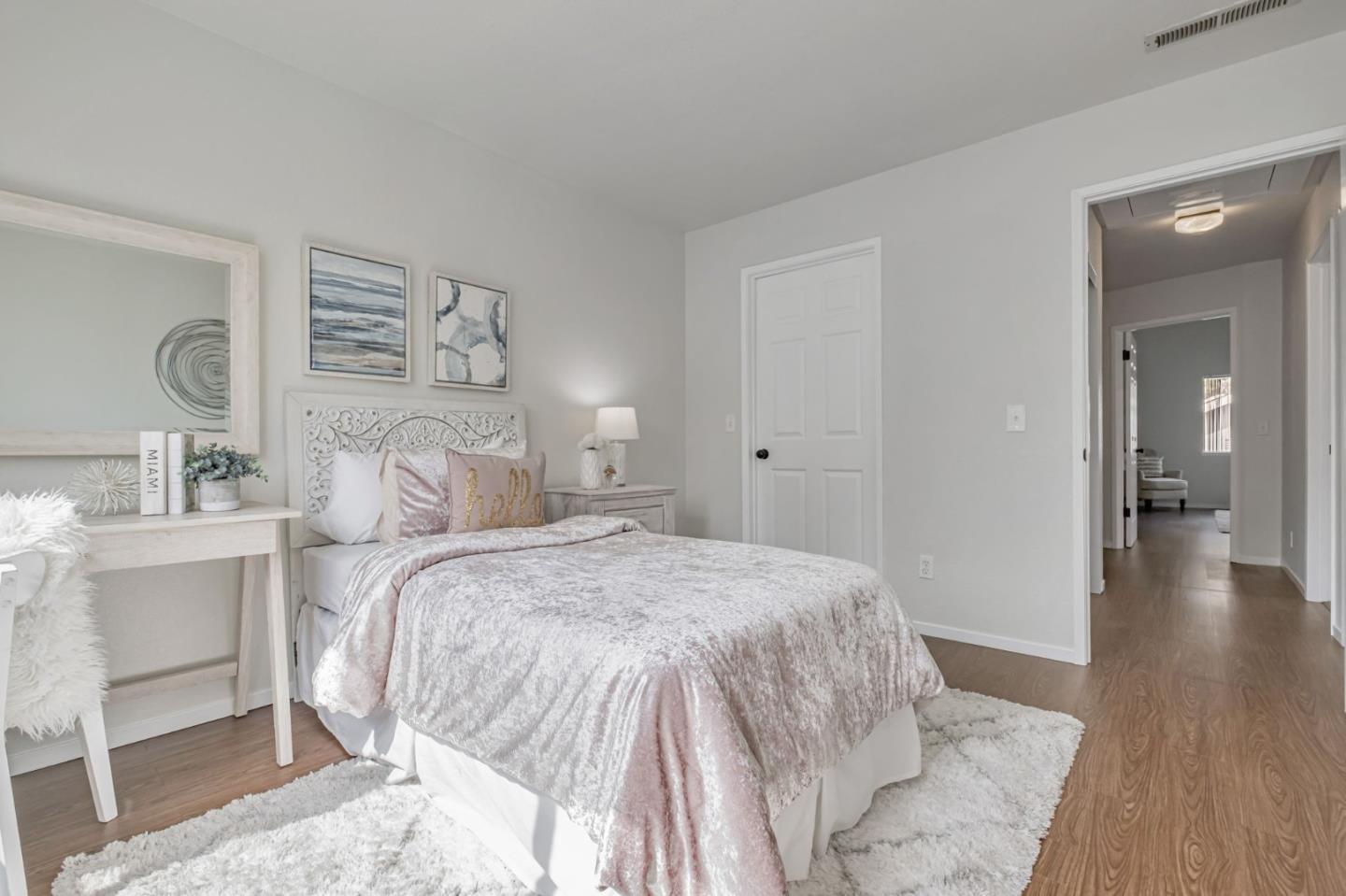 Detail Gallery Image 31 of 47 For 1647 Schooner Ct, Santa Cruz,  CA 95062 - 4 Beds | 2/1 Baths