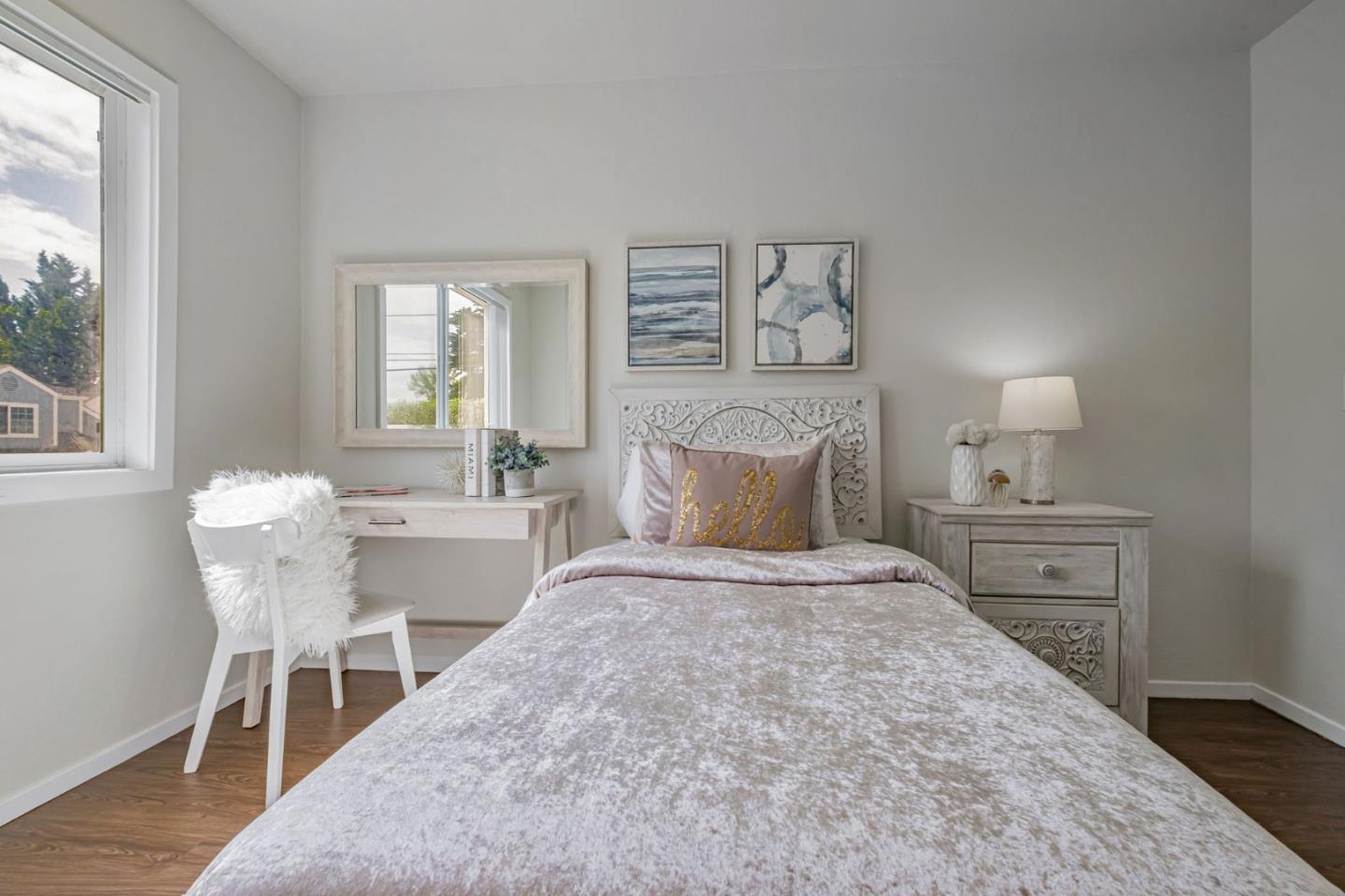Detail Gallery Image 32 of 47 For 1647 Schooner Ct, Santa Cruz,  CA 95062 - 4 Beds | 2/1 Baths