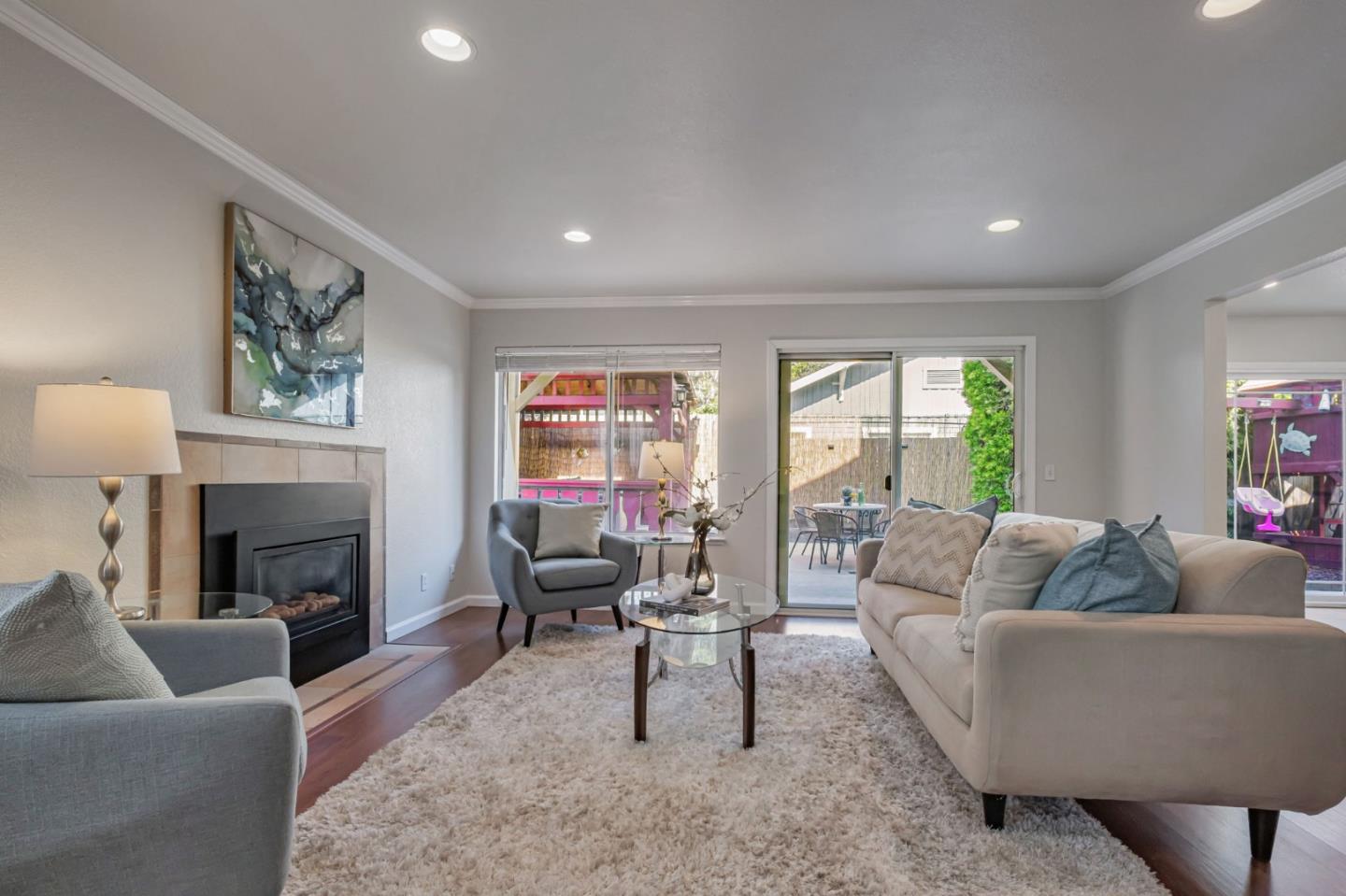 Detail Gallery Image 7 of 47 For 1647 Schooner Ct, Santa Cruz,  CA 95062 - 4 Beds | 2/1 Baths