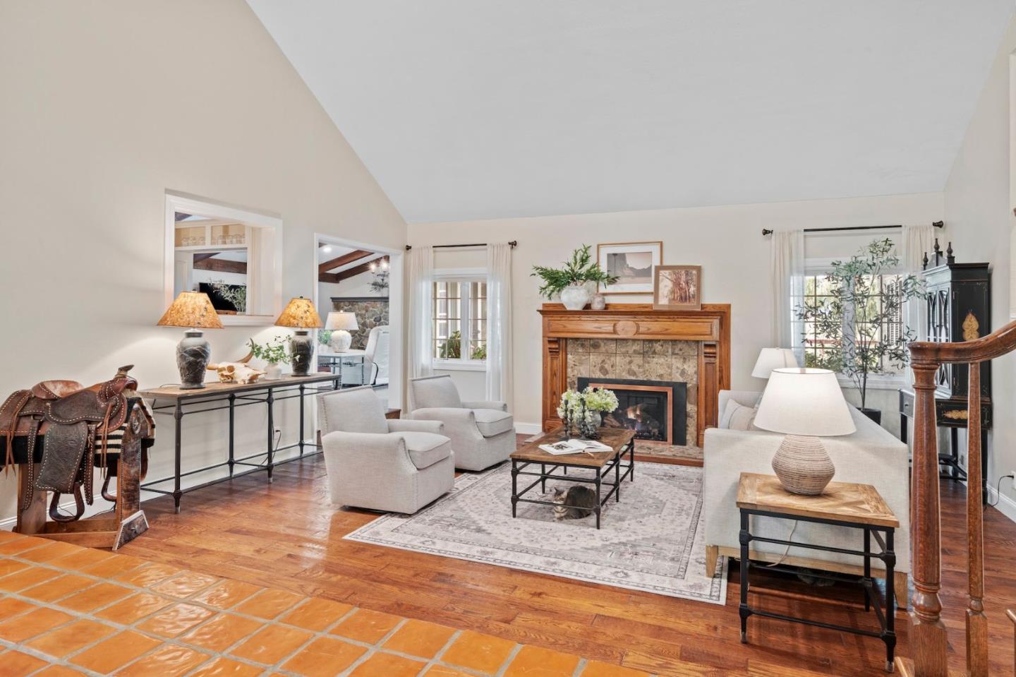Detail Gallery Image 10 of 46 For 9900 Walter Welsher Ct, Gilroy,  CA 95020 - 4 Beds | 2/1 Baths