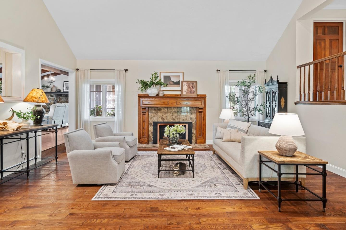 Detail Gallery Image 12 of 46 For 9900 Walter Welsher Ct, Gilroy,  CA 95020 - 4 Beds | 2/1 Baths