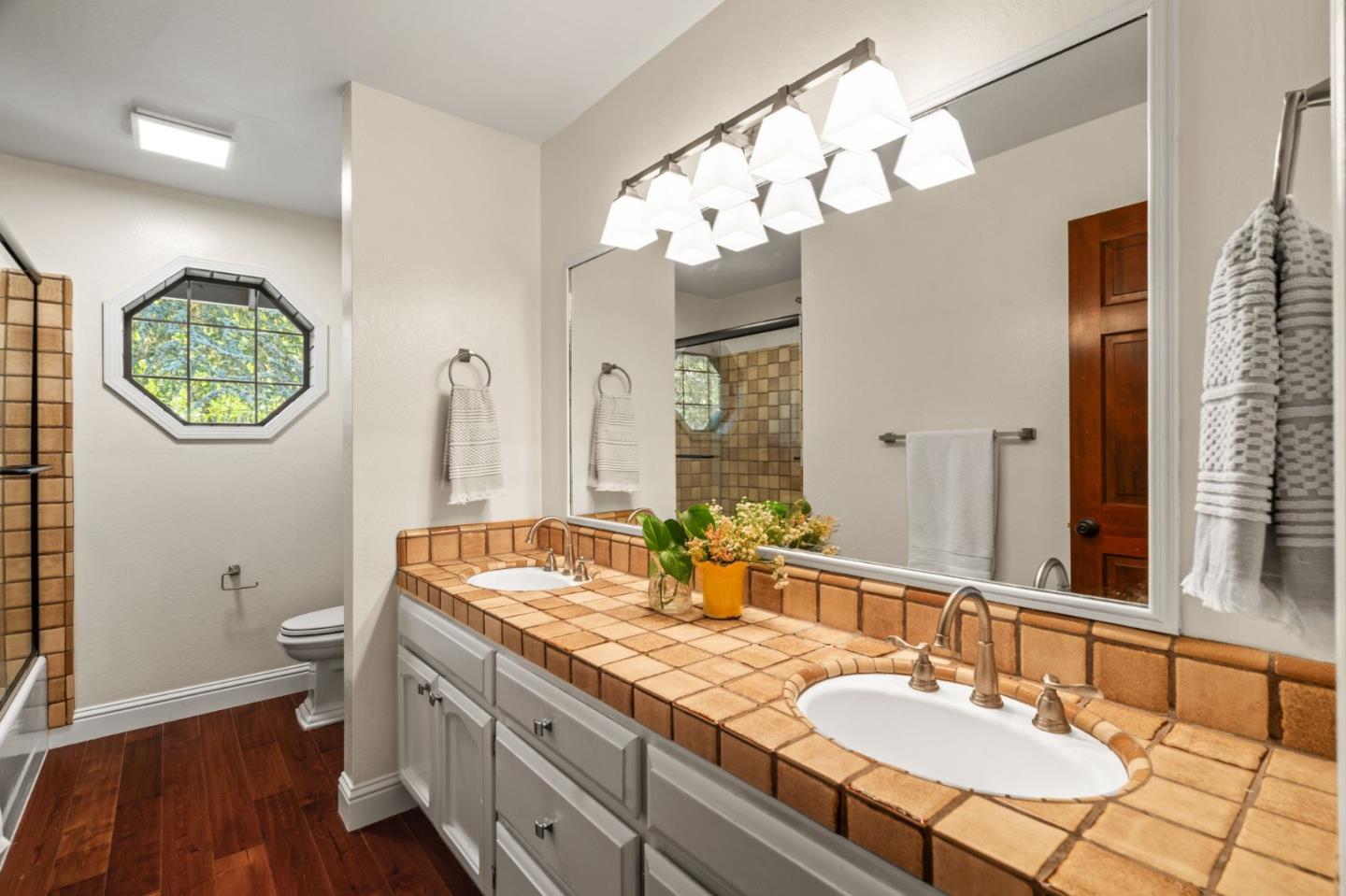 Detail Gallery Image 21 of 46 For 9900 Walter Welsher Ct, Gilroy,  CA 95020 - 4 Beds | 2/1 Baths