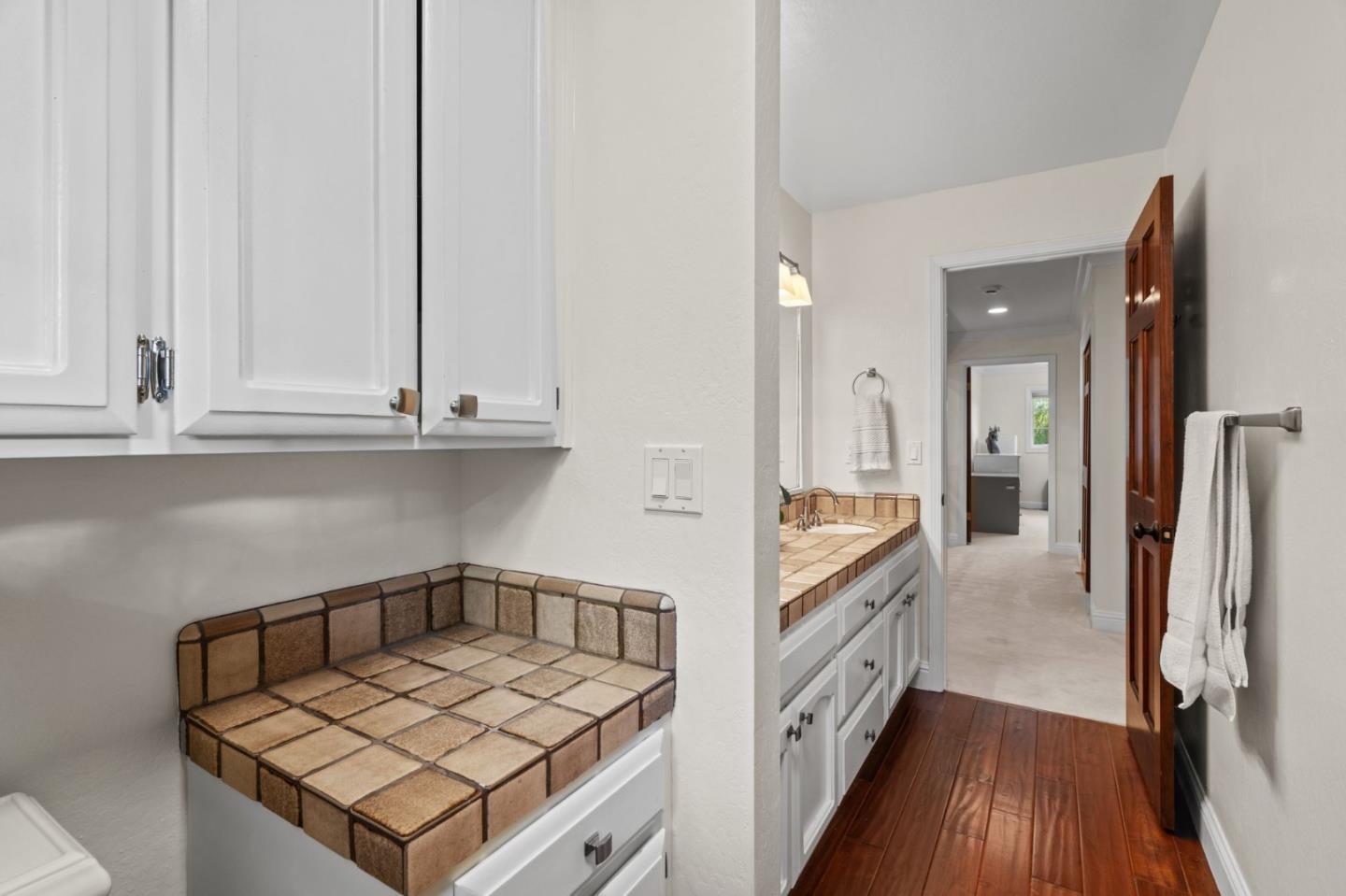 Detail Gallery Image 22 of 46 For 9900 Walter Welsher Ct, Gilroy,  CA 95020 - 4 Beds | 2/1 Baths