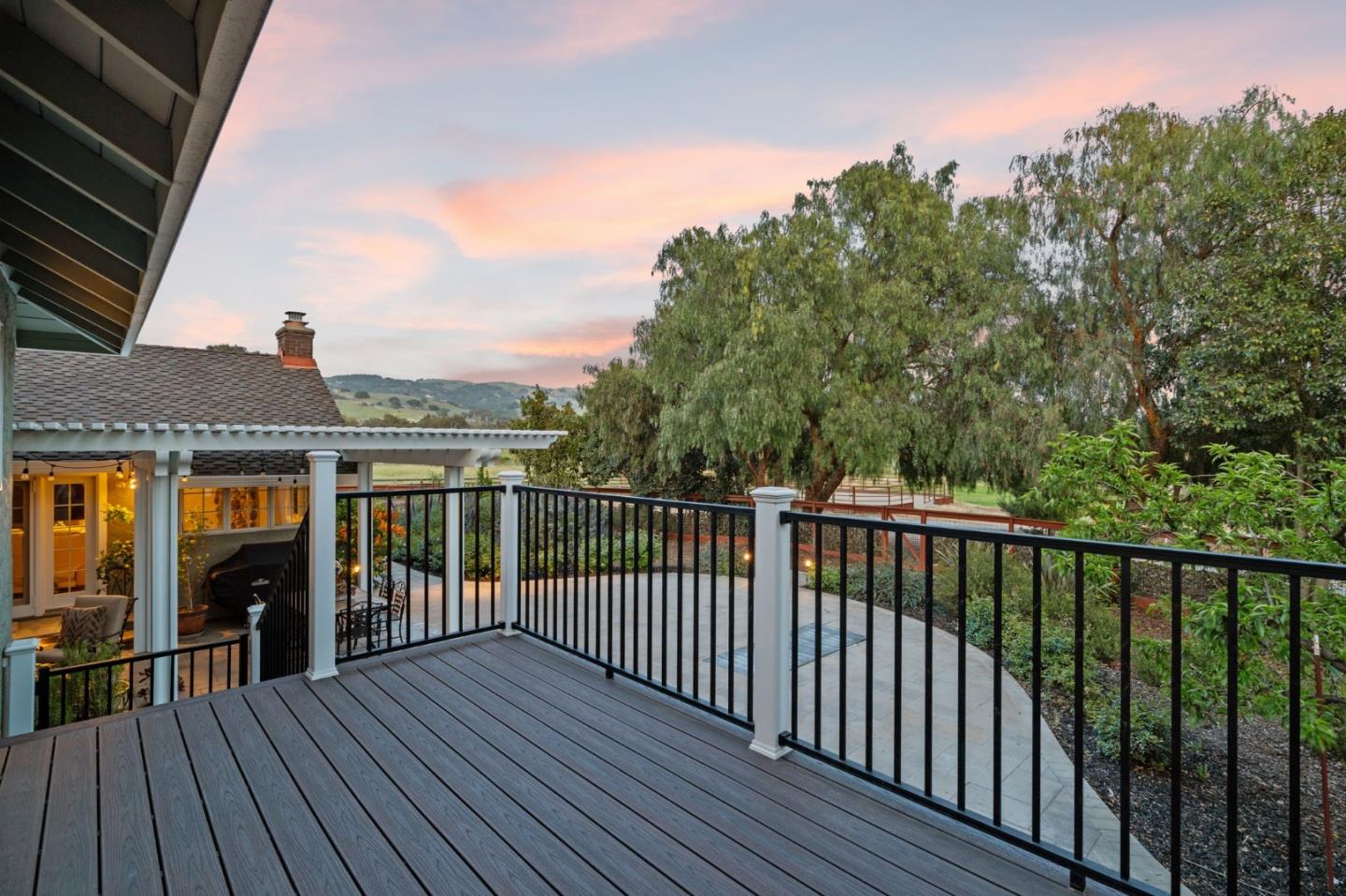 Detail Gallery Image 33 of 46 For 9900 Walter Welsher Ct, Gilroy,  CA 95020 - 4 Beds | 2/1 Baths