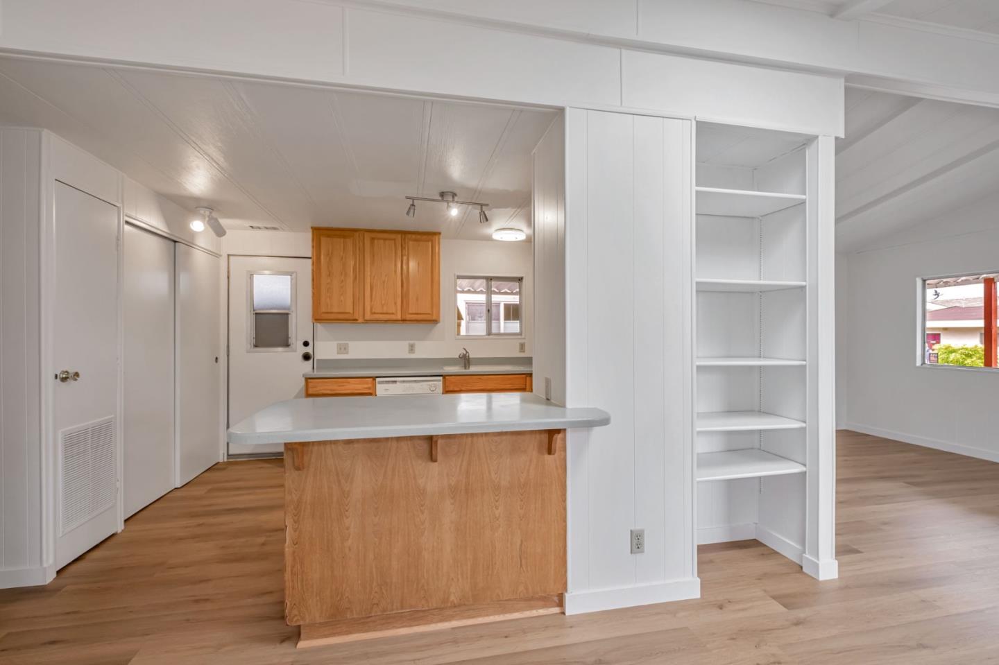 Detail Gallery Image 17 of 49 For 998 38th Ave #11,  Santa Cruz,  CA 95062 - 2 Beds | 2 Baths