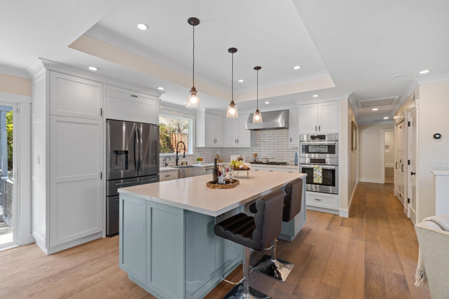 Detail Gallery Image 14 of 38 For 3729 Laurel Way, Redwood City,  CA 94062 - 4 Beds | 2 Baths