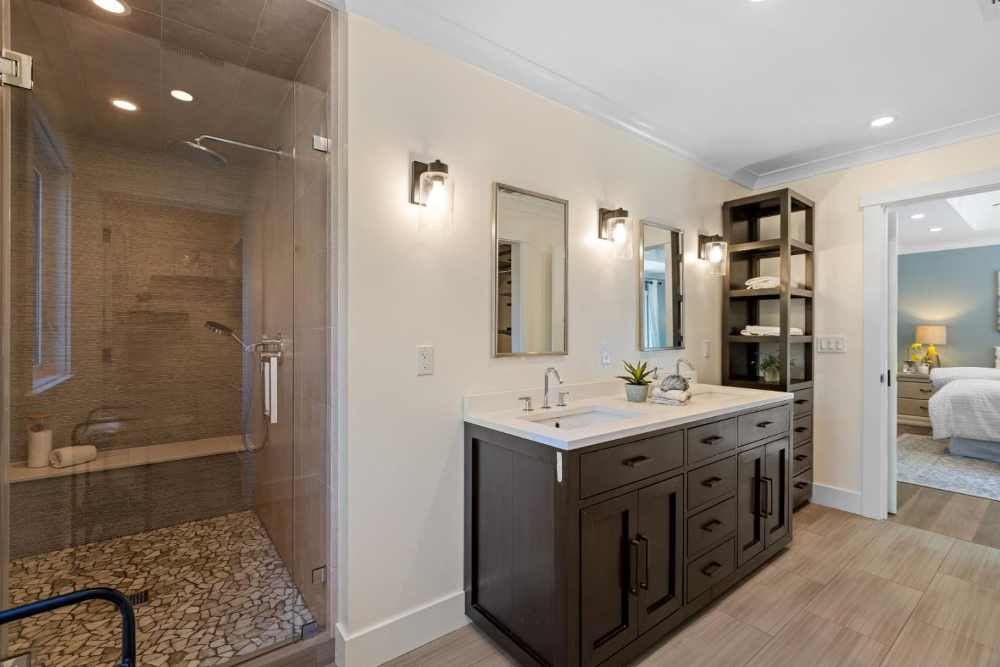 Detail Gallery Image 22 of 38 For 3729 Laurel Way, Redwood City,  CA 94062 - 4 Beds | 2 Baths
