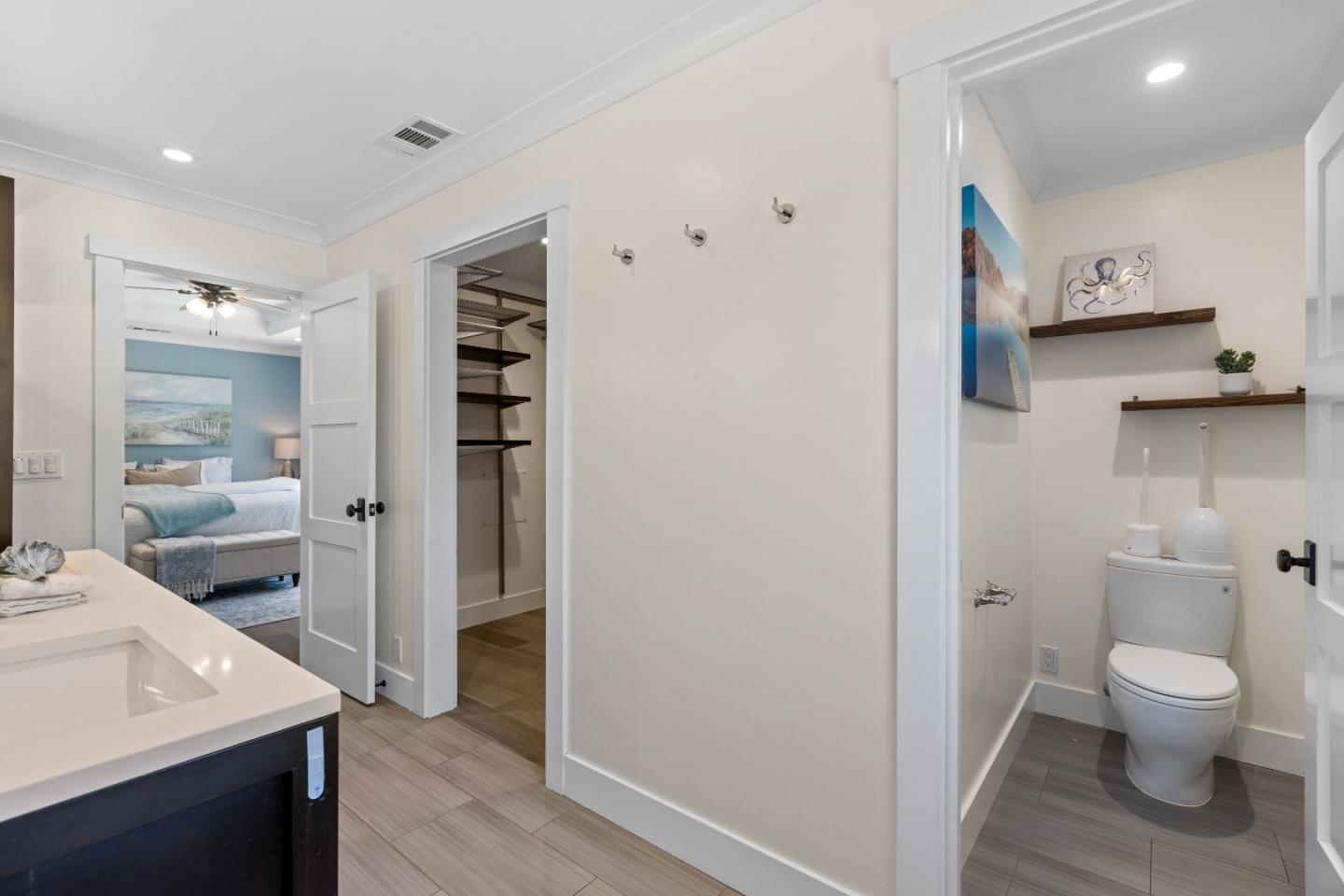 Detail Gallery Image 23 of 38 For 3729 Laurel Way, Redwood City,  CA 94062 - 4 Beds | 2 Baths