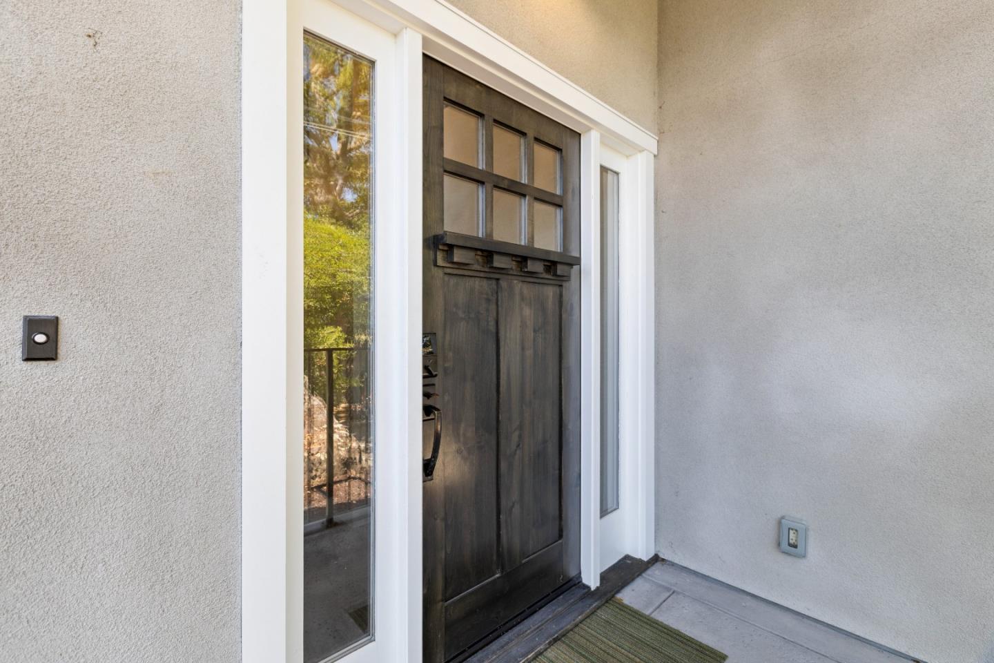 Detail Gallery Image 8 of 38 For 3729 Laurel Way, Redwood City,  CA 94062 - 4 Beds | 2 Baths