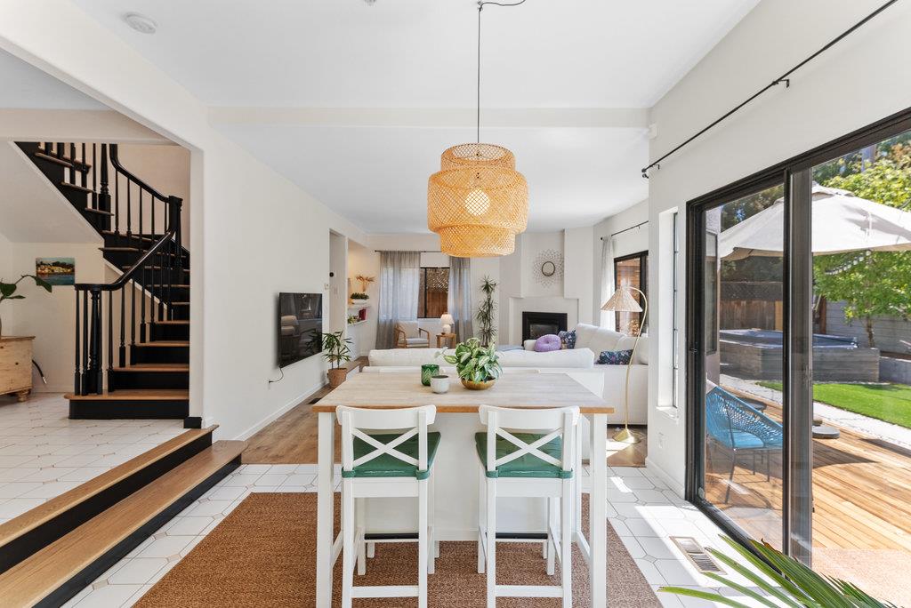 Detail Gallery Image 13 of 52 For 4445 Esta Ln, Soquel,  CA 95073 - 4 Beds | 2/1 Baths