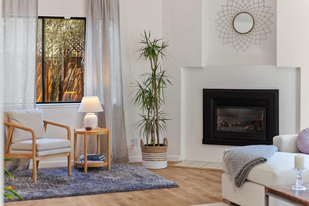Detail Gallery Image 15 of 52 For 4445 Esta Ln, Soquel,  CA 95073 - 4 Beds | 2/1 Baths