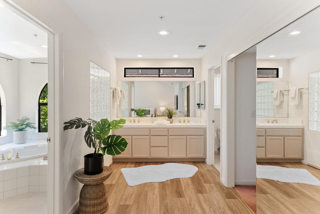 Detail Gallery Image 25 of 52 For 4445 Esta Ln, Soquel,  CA 95073 - 4 Beds | 2/1 Baths