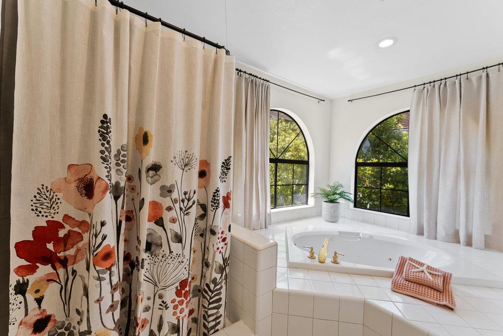 Detail Gallery Image 26 of 52 For 4445 Esta Ln, Soquel,  CA 95073 - 4 Beds | 2/1 Baths