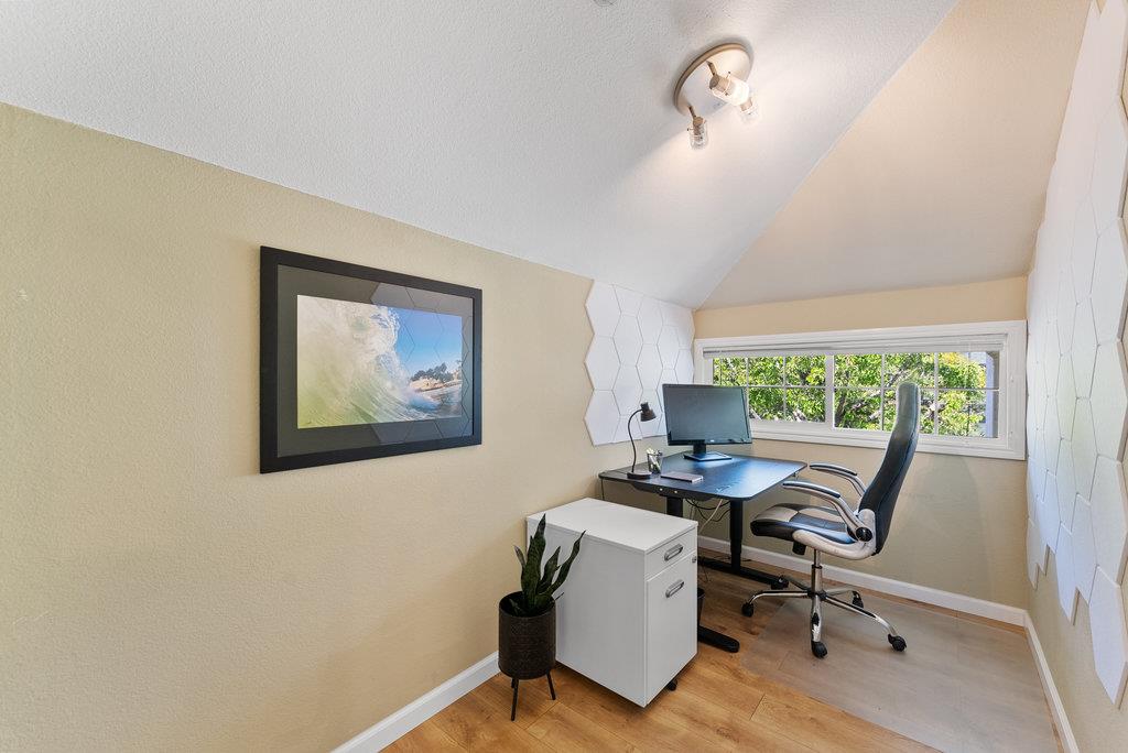 Detail Gallery Image 28 of 52 For 4445 Esta Ln, Soquel,  CA 95073 - 4 Beds | 2/1 Baths