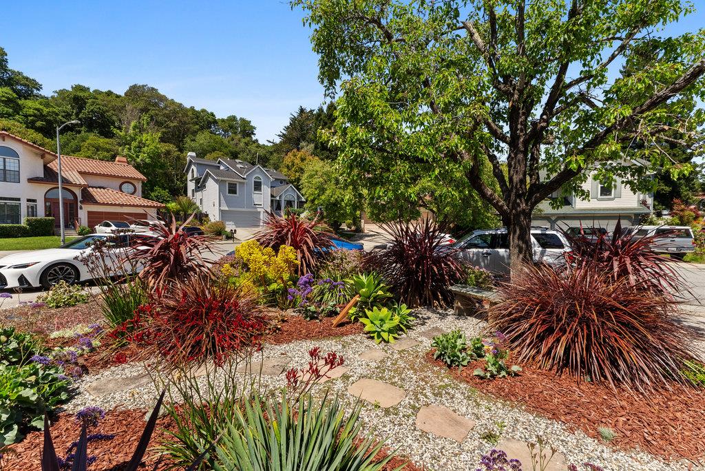 Detail Gallery Image 3 of 52 For 4445 Esta Ln, Soquel,  CA 95073 - 4 Beds | 2/1 Baths