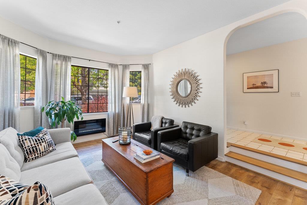 Detail Gallery Image 6 of 52 For 4445 Esta Ln, Soquel,  CA 95073 - 4 Beds | 2/1 Baths
