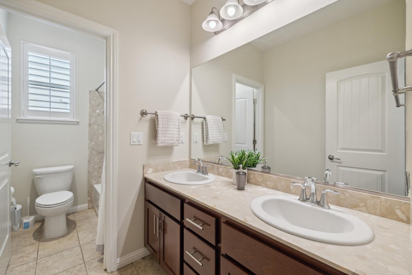 Detail Gallery Image 23 of 42 For 206 Gold Ct, Scotts Valley,  CA 95066 - 4 Beds | 3 Baths