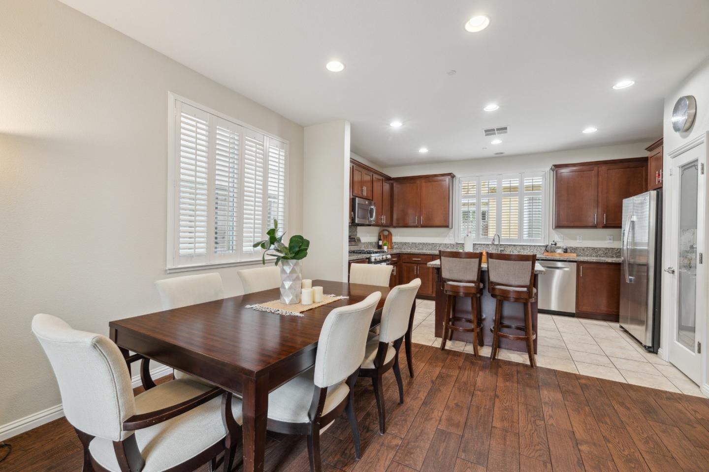 Detail Gallery Image 6 of 42 For 206 Gold Ct, Scotts Valley,  CA 95066 - 4 Beds | 3 Baths