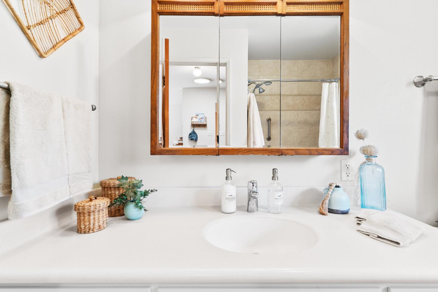 Detail Gallery Image 18 of 36 For 1863 Halterman Ave #C3,  Santa Cruz,  CA 95062 - 1 Beds | 1 Baths