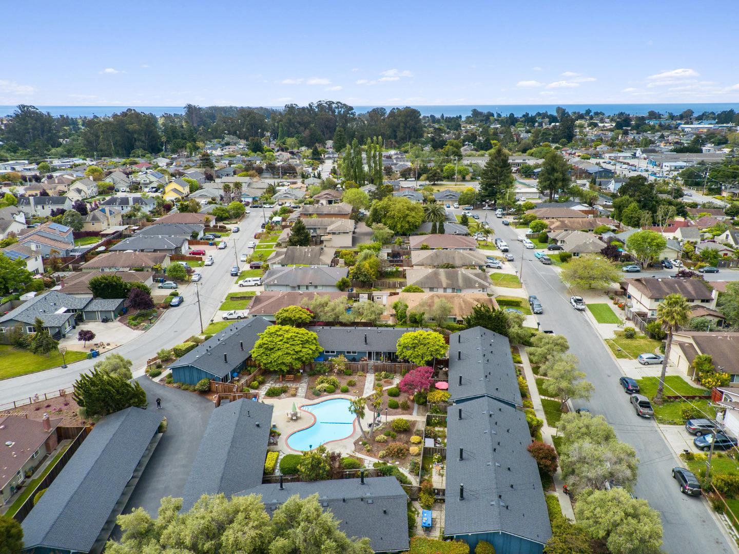 Detail Gallery Image 36 of 36 For 1863 Halterman Ave #C3,  Santa Cruz,  CA 95062 - 1 Beds | 1 Baths
