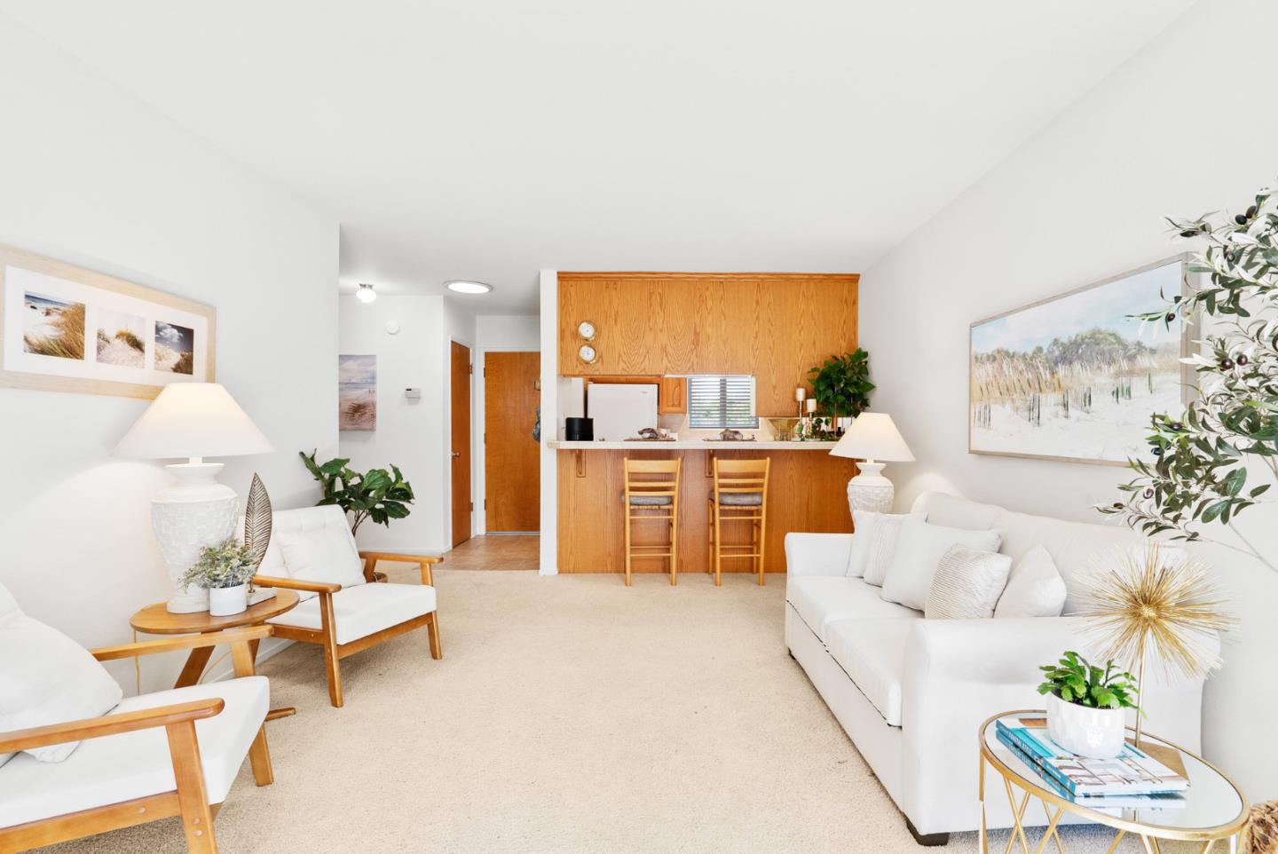 Detail Gallery Image 5 of 36 For 1863 Halterman Ave #C3,  Santa Cruz,  CA 95062 - 1 Beds | 1 Baths