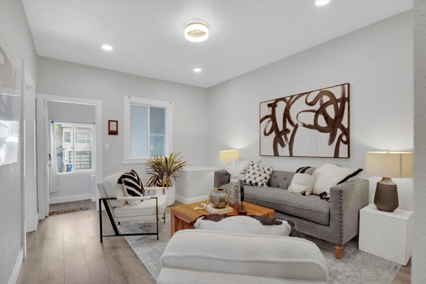 Detail Gallery Image 7 of 38 For 1060 Brunswick St, Daly City,  CA 94014 - 5 Beds | 3 Baths
