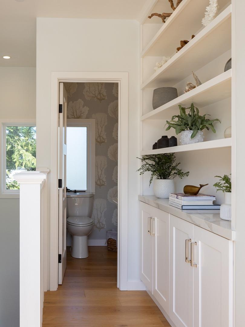 Detail Gallery Image 14 of 23 For 284 Central Ave, Pacific Grove,  CA 93950 - 3 Beds | 3/1 Baths