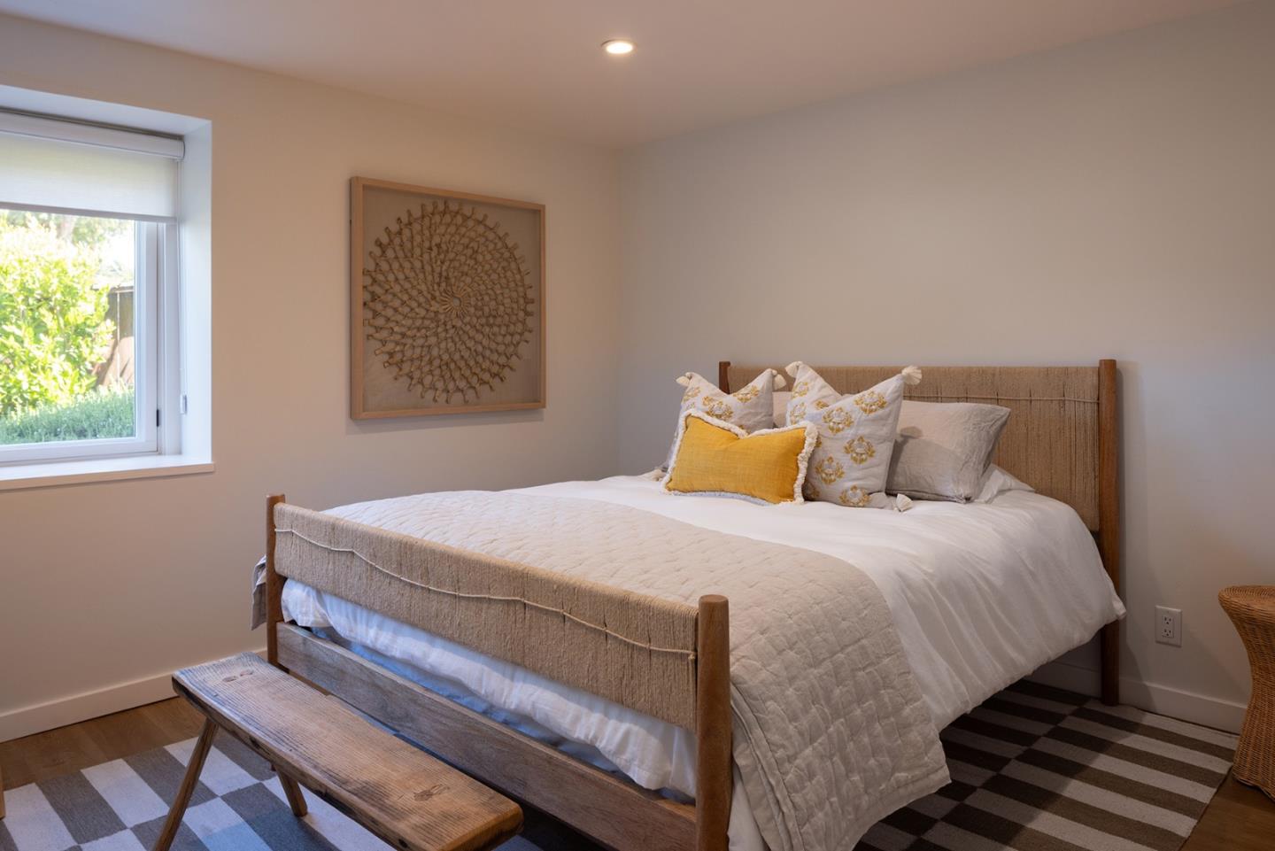 Detail Gallery Image 15 of 23 For 284 Central Ave, Pacific Grove,  CA 93950 - 3 Beds | 3/1 Baths