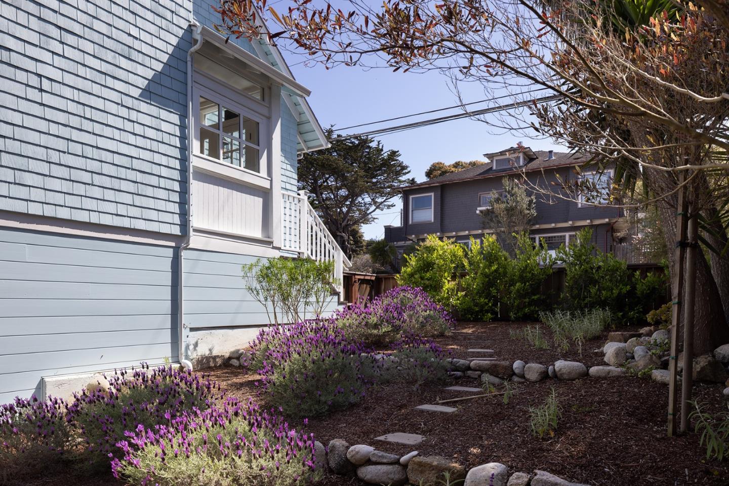 Detail Gallery Image 19 of 23 For 284 Central Ave, Pacific Grove,  CA 93950 - 3 Beds | 3/1 Baths