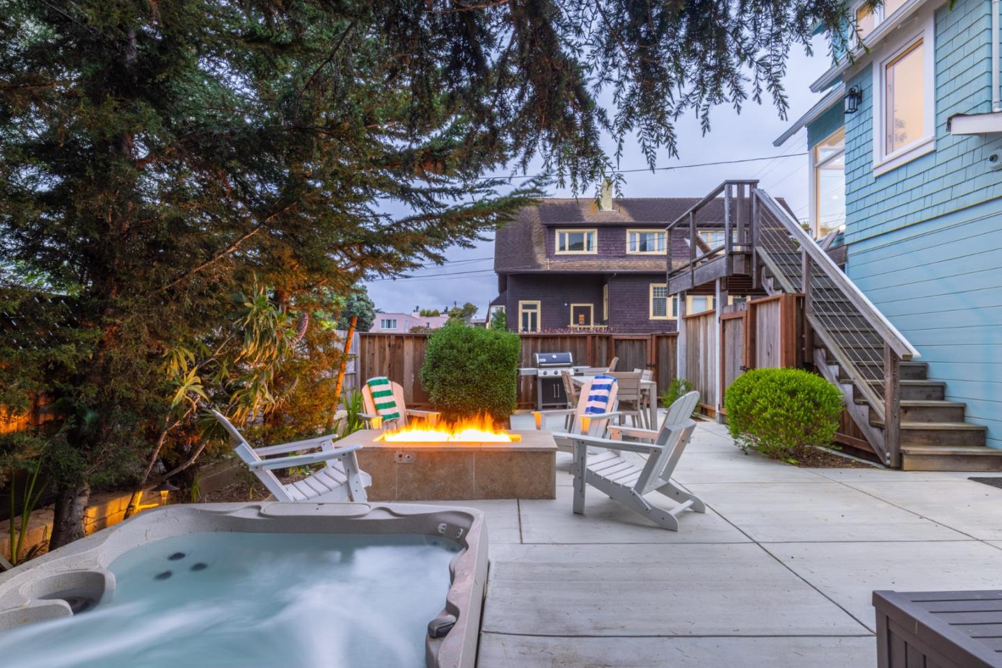 Detail Gallery Image 20 of 23 For 284 Central Ave, Pacific Grove,  CA 93950 - 3 Beds | 3/1 Baths