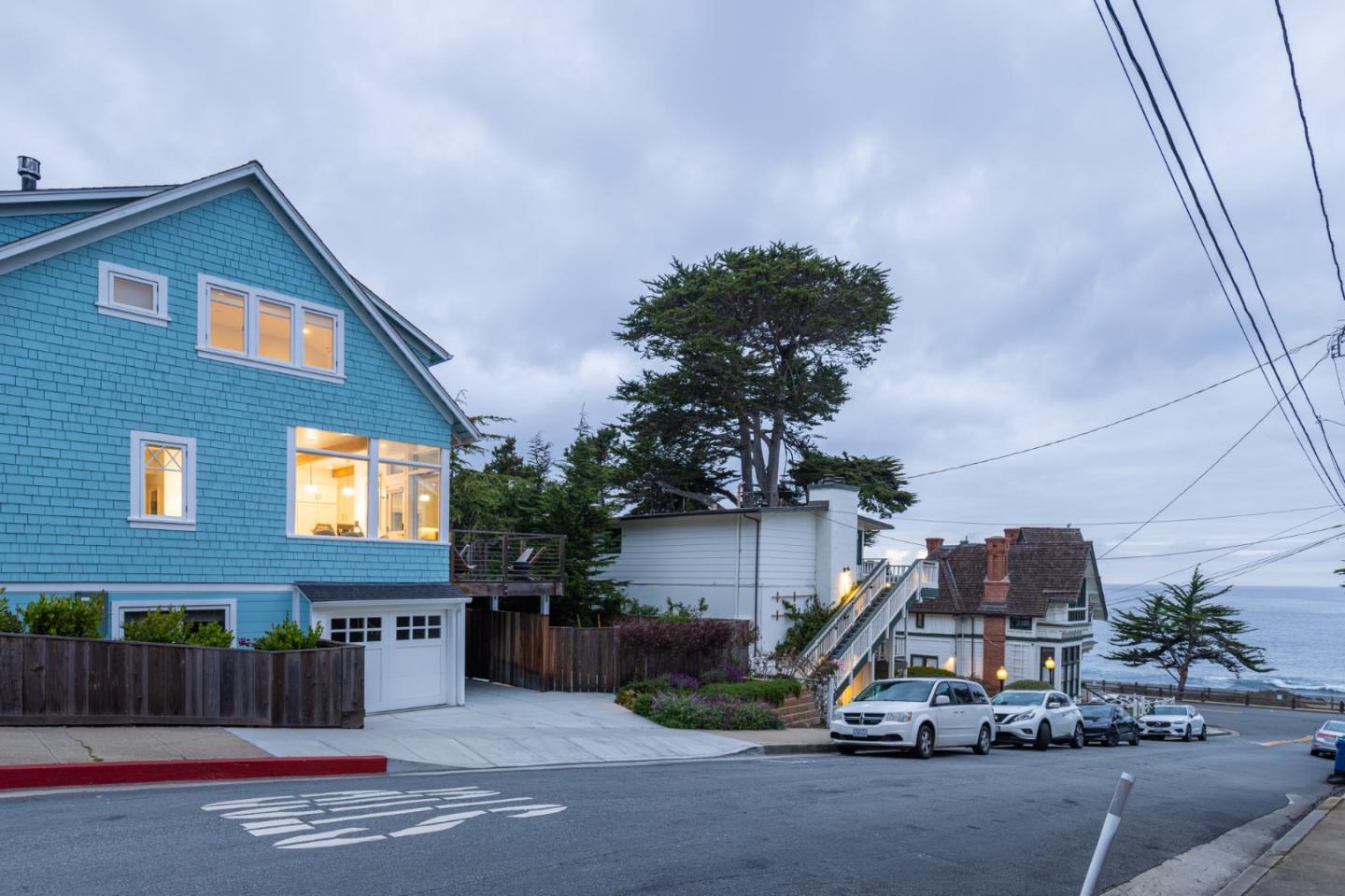 Detail Gallery Image 22 of 23 For 284 Central Ave, Pacific Grove,  CA 93950 - 3 Beds | 3/1 Baths