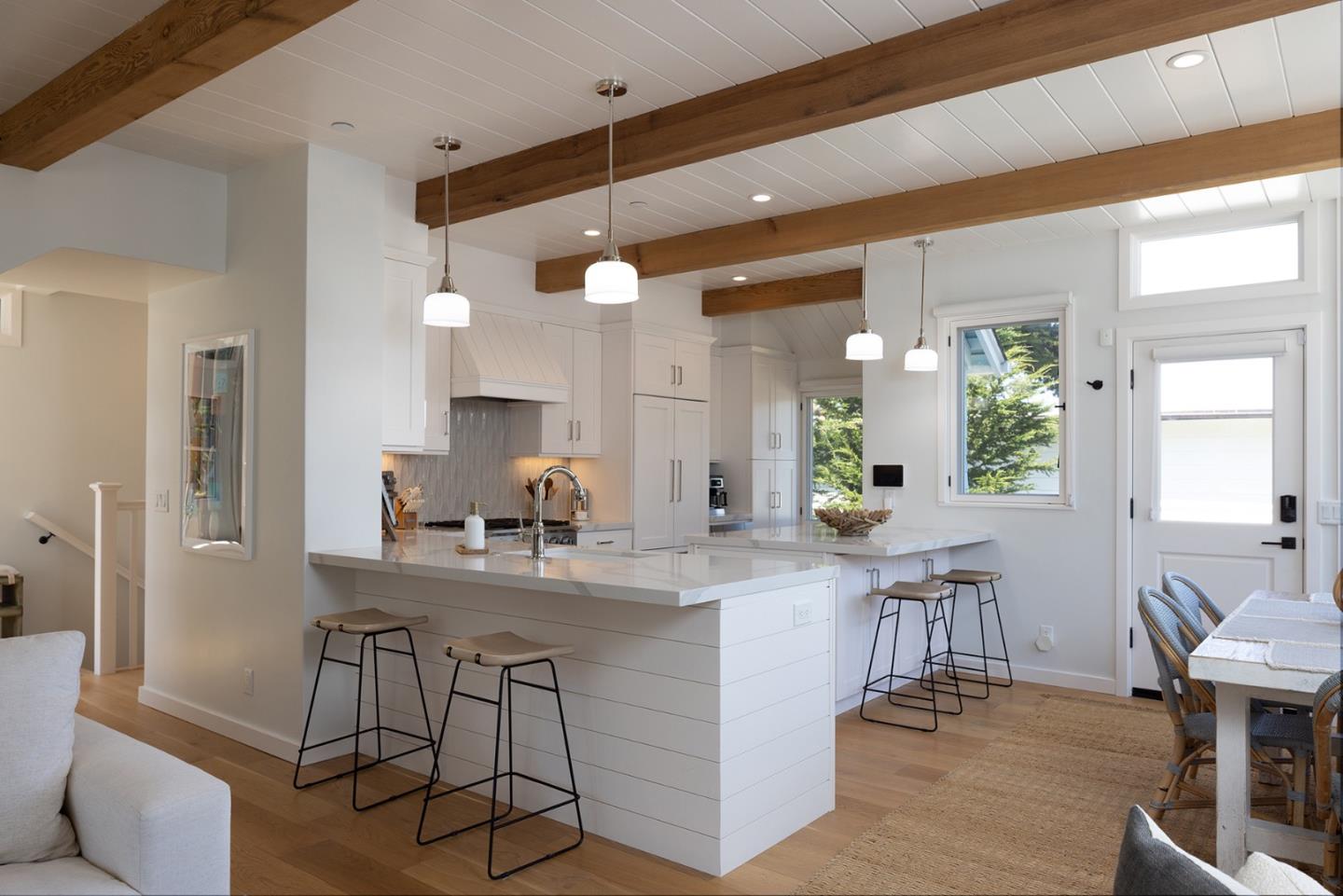 Detail Gallery Image 6 of 23 For 284 Central Ave, Pacific Grove,  CA 93950 - 3 Beds | 3/1 Baths