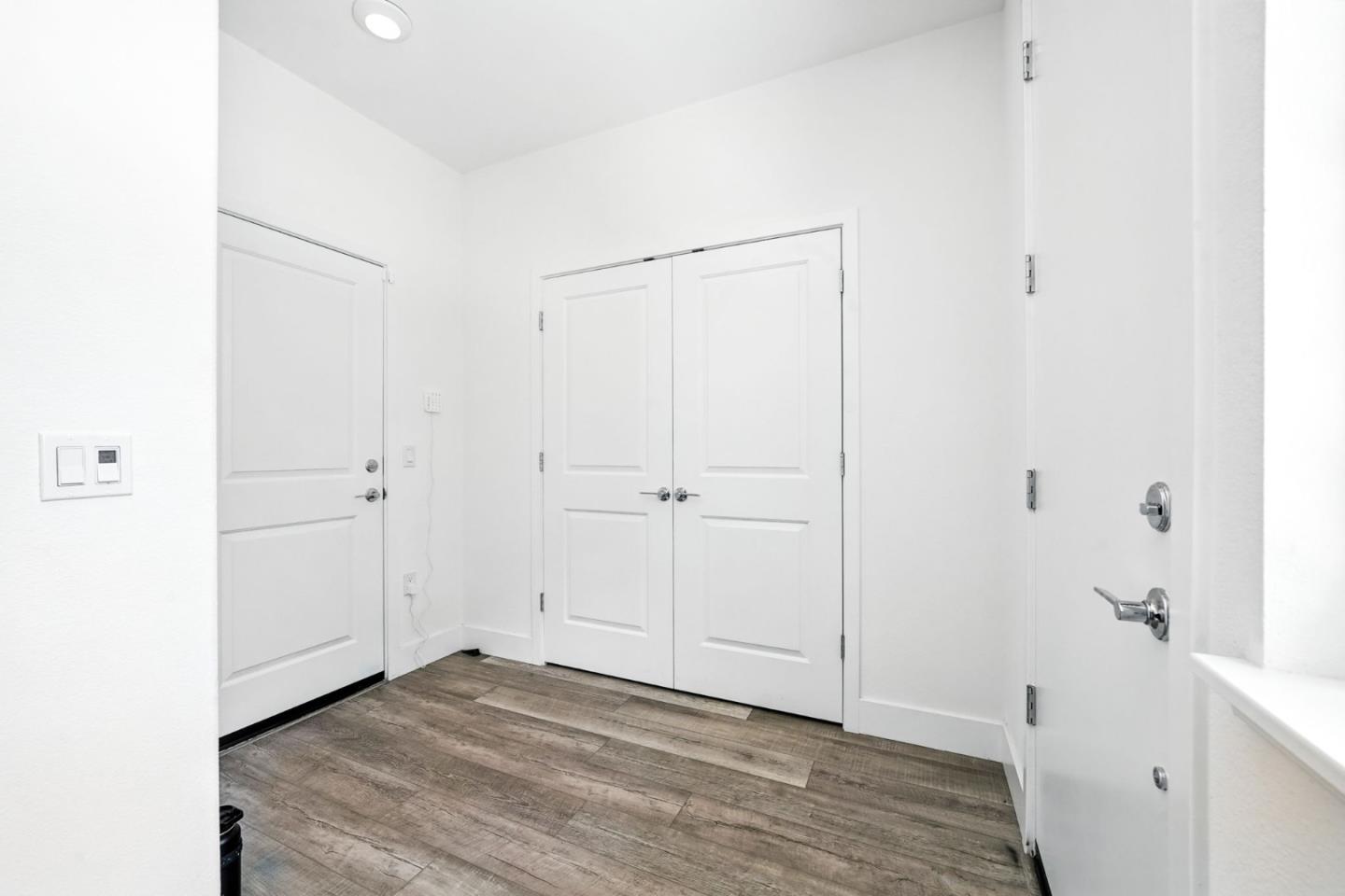 Detail Gallery Image 21 of 49 For 29341 Hub Ct, Hayward,  CA 94544 - 2 Beds | 2/1 Baths