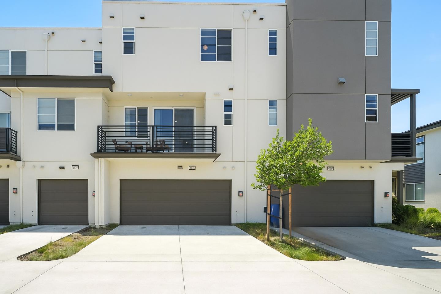 Detail Gallery Image 24 of 49 For 29341 Hub Ct, Hayward,  CA 94544 - 2 Beds | 2/1 Baths