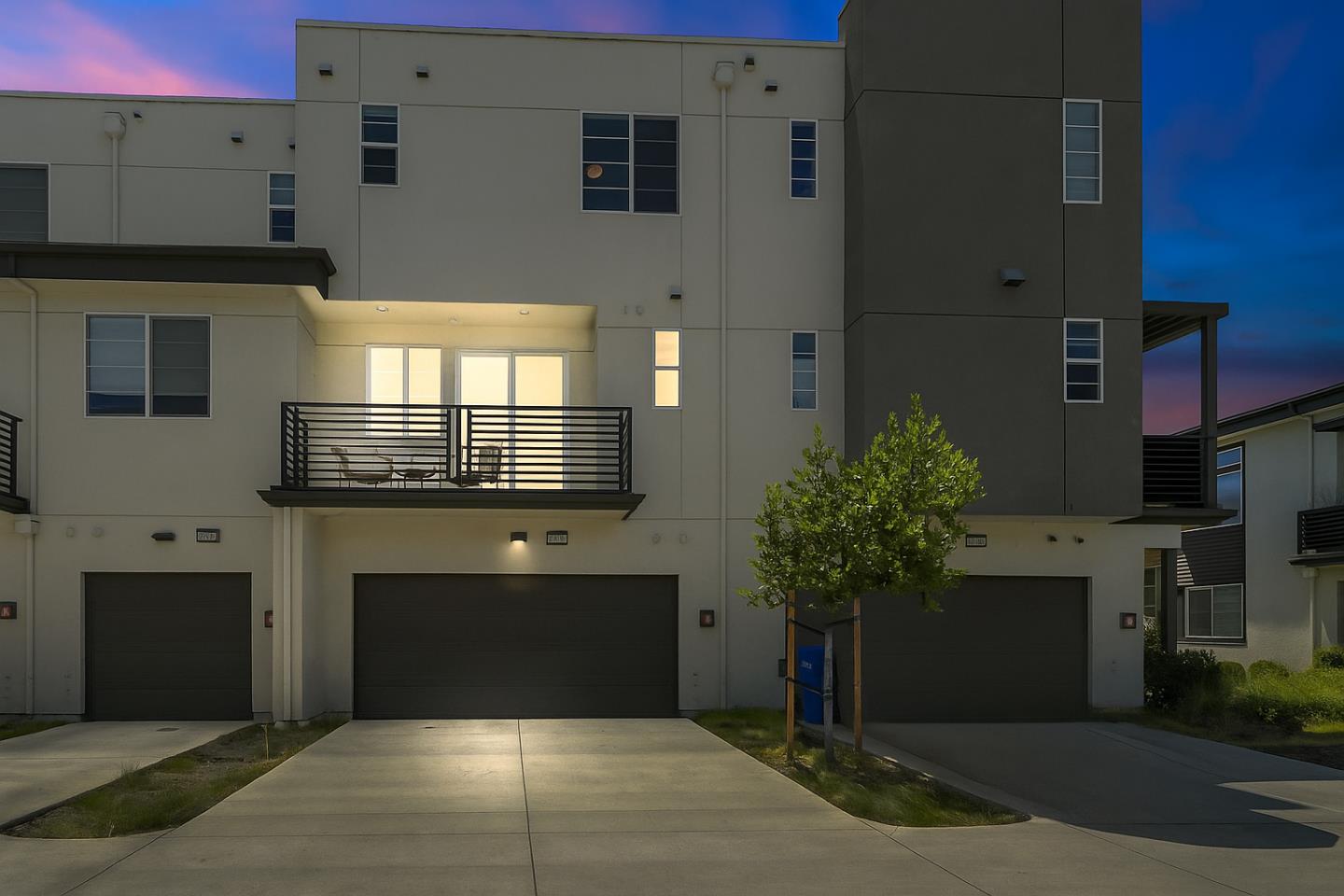 Detail Gallery Image 31 of 49 For 29341 Hub Ct, Hayward,  CA 94544 - 2 Beds | 2/1 Baths