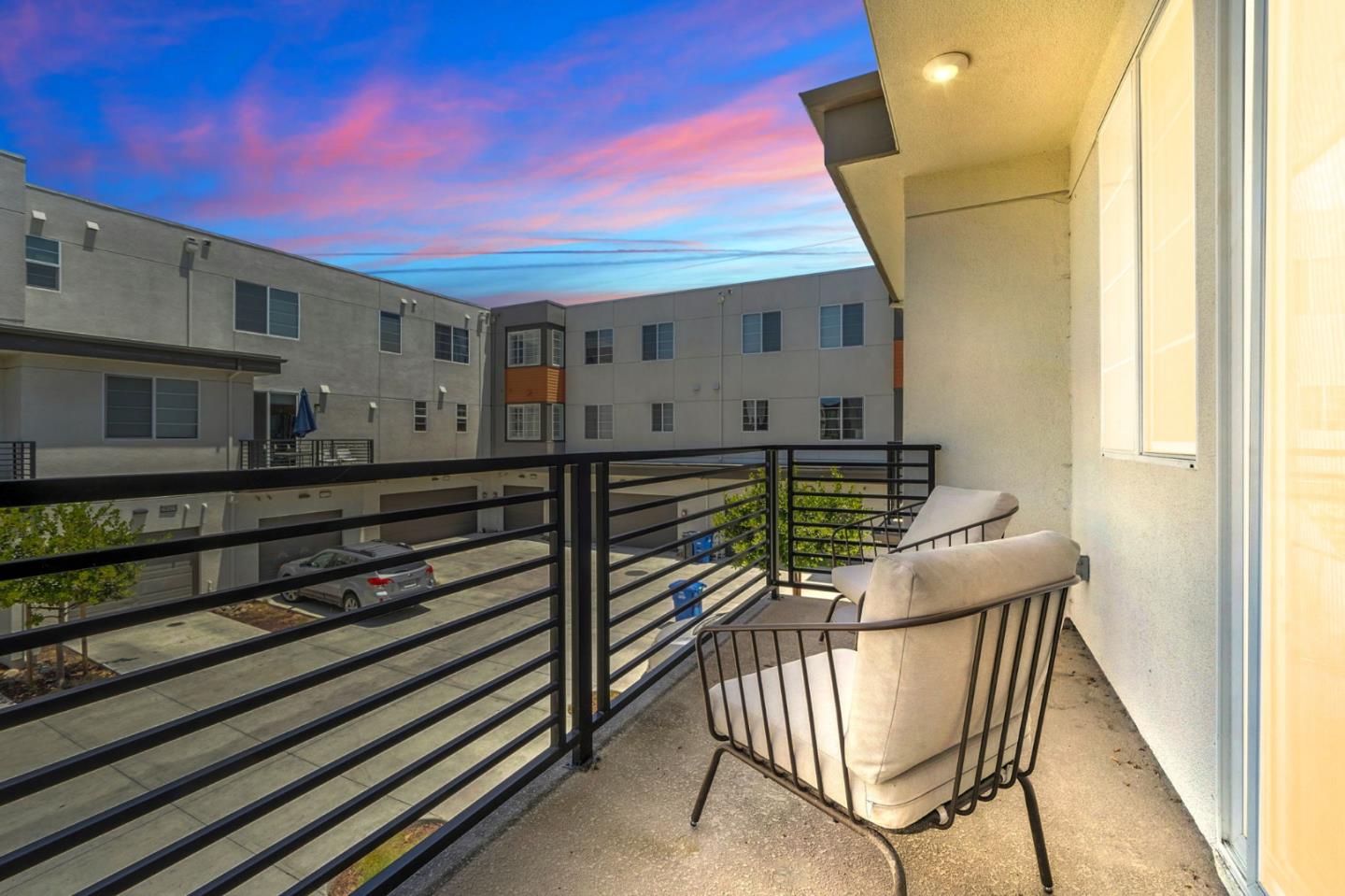 Detail Gallery Image 32 of 49 For 29341 Hub Ct, Hayward,  CA 94544 - 2 Beds | 2/1 Baths