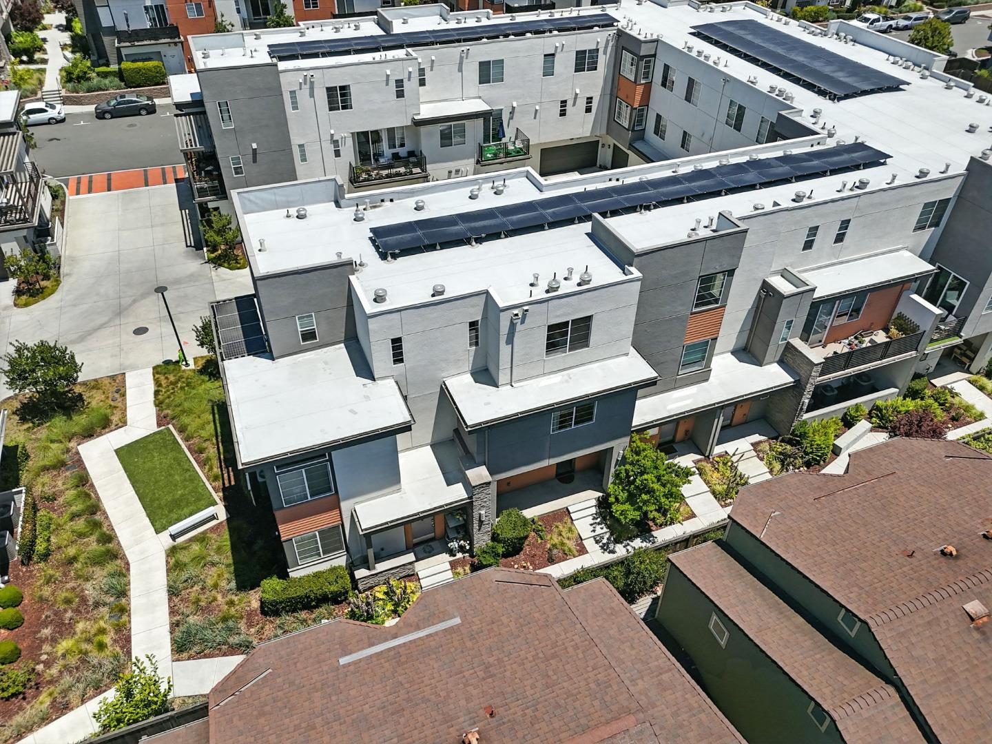 Detail Gallery Image 40 of 49 For 29341 Hub Ct, Hayward,  CA 94544 - 2 Beds | 2/1 Baths