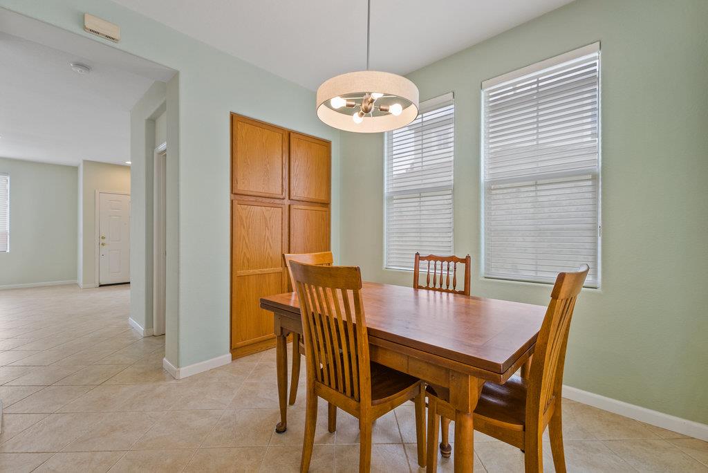 Detail Gallery Image 19 of 27 For 10 Villa St, Watsonville,  CA 95076 - 4 Beds | 2/1 Baths