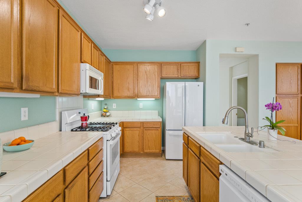 Detail Gallery Image 20 of 27 For 10 Villa St, Watsonville,  CA 95076 - 4 Beds | 2/1 Baths