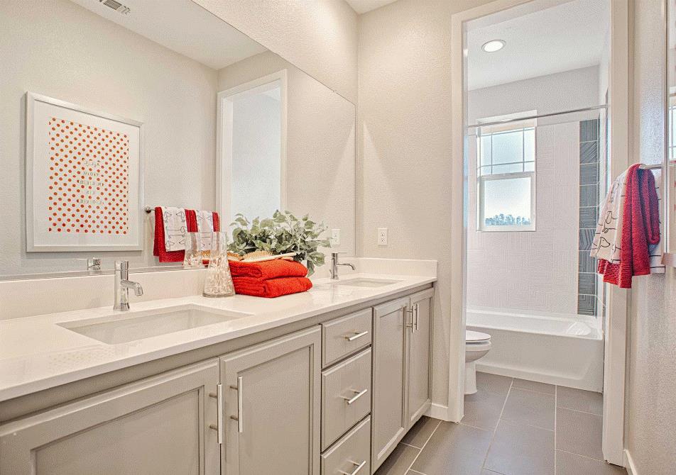 Detail Gallery Image 7 of 14 For 1805 Alvarado St, Petaluma,  CA 94952 - 4 Beds | 3 Baths