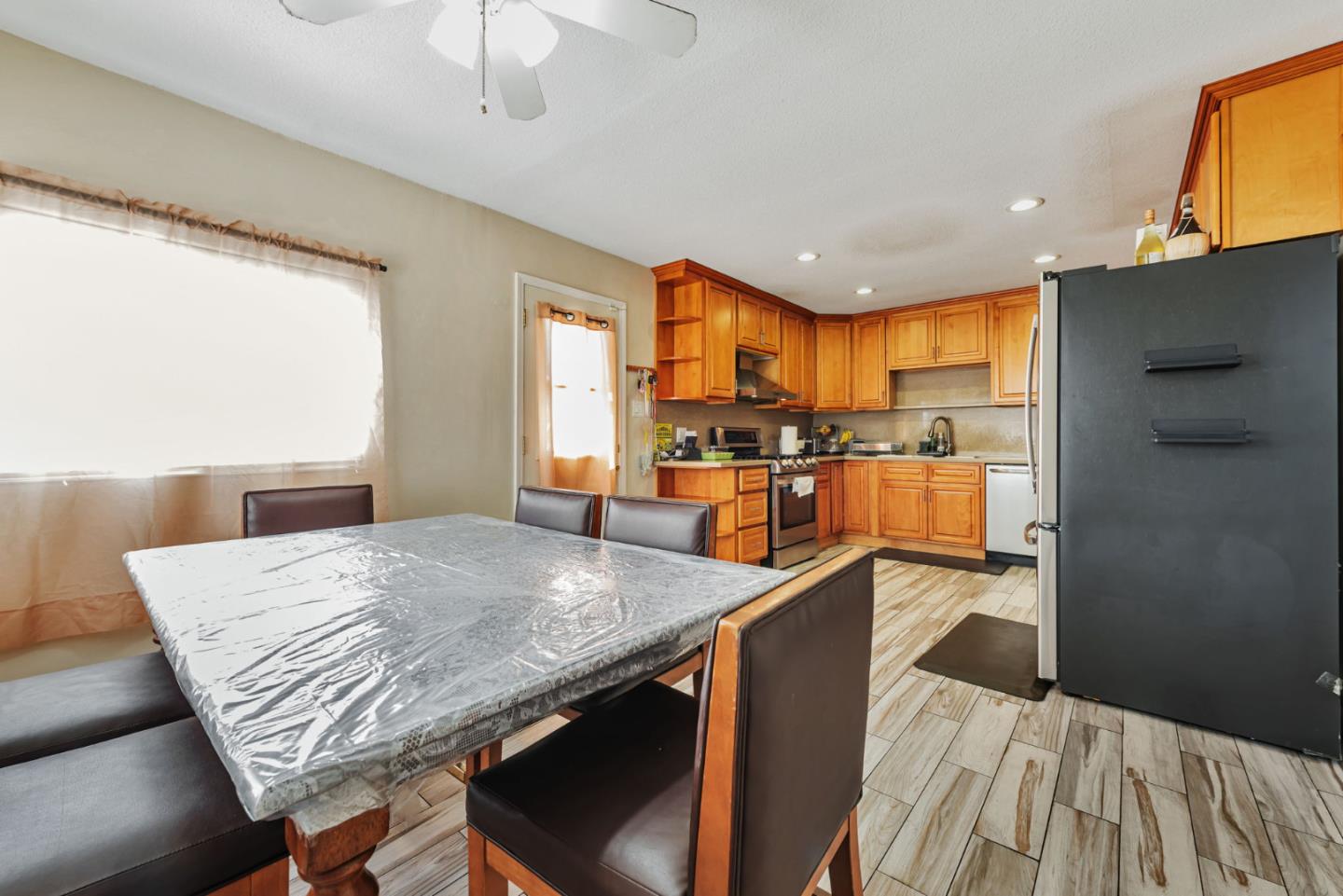 Detail Gallery Image 11 of 27 For 2631 Brahms Ave, San Jose,  CA 95122 - 3 Beds | 2 Baths