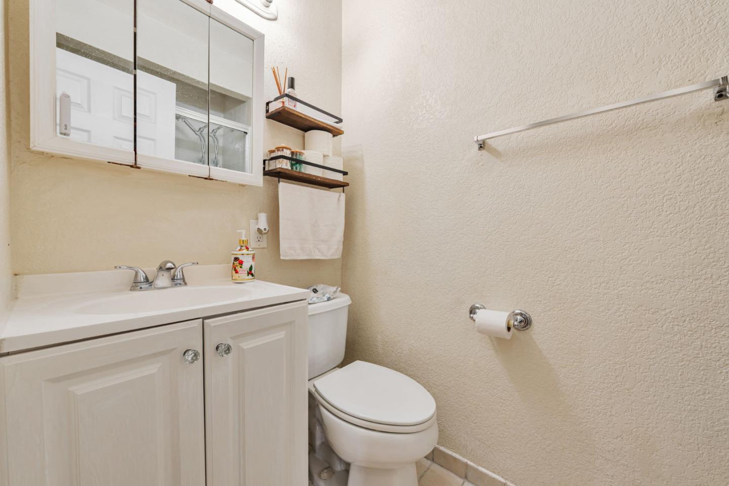 Detail Gallery Image 17 of 27 For 2631 Brahms Ave, San Jose,  CA 95122 - 3 Beds | 2 Baths