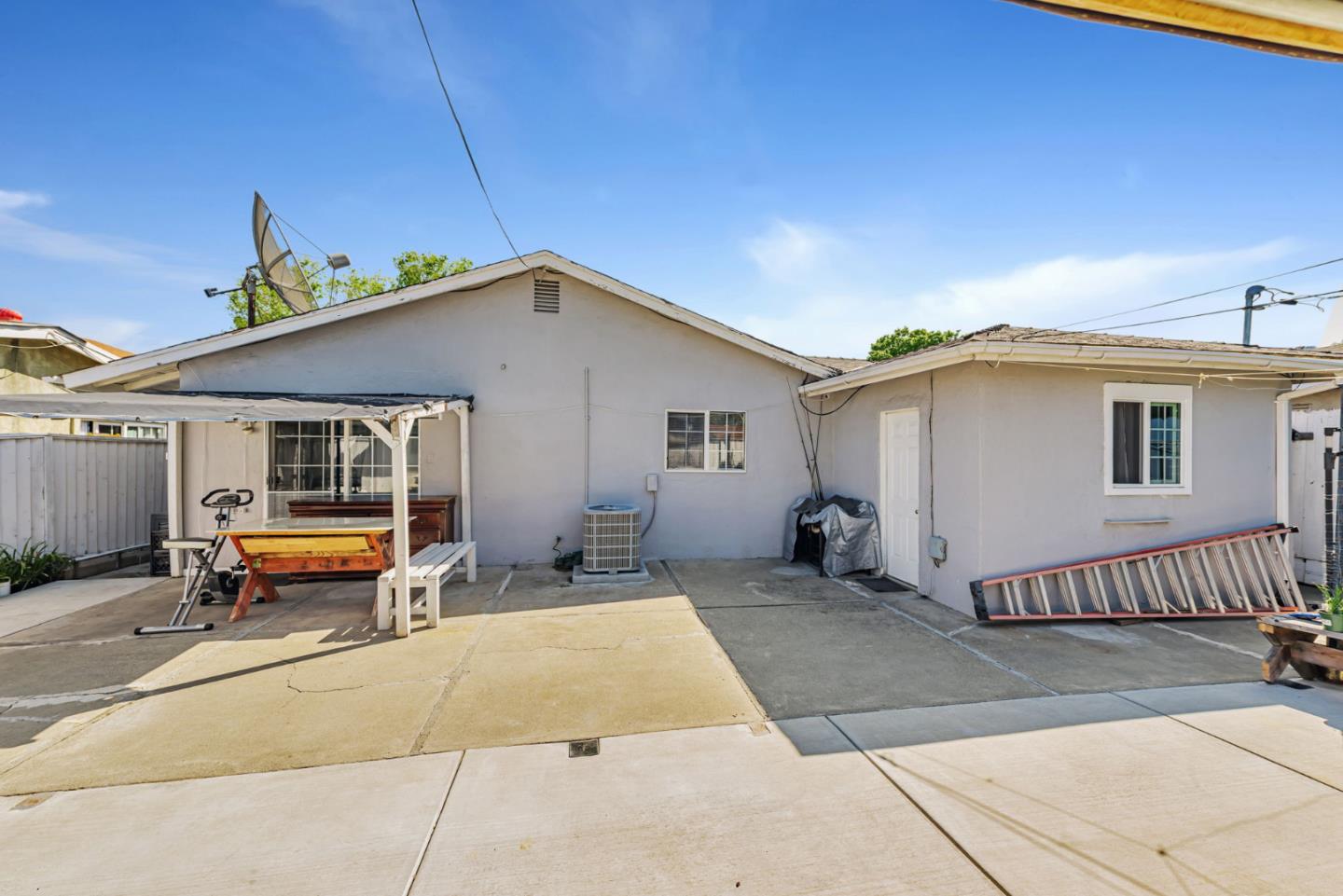 Detail Gallery Image 24 of 27 For 2631 Brahms Ave, San Jose,  CA 95122 - 3 Beds | 2 Baths