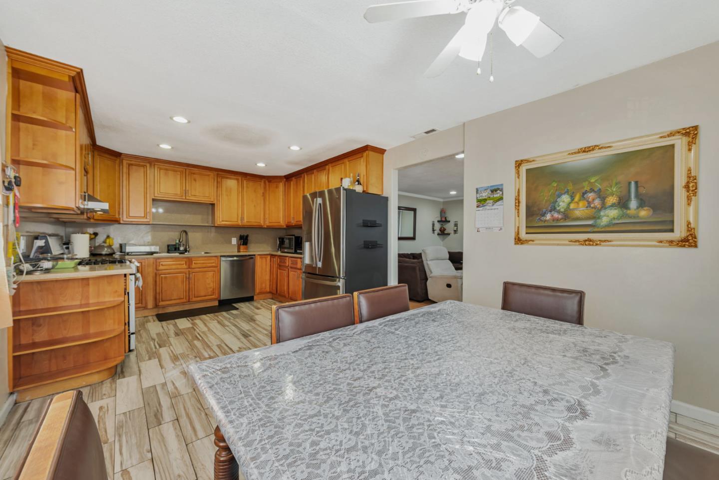 Detail Gallery Image 8 of 27 For 2631 Brahms Ave, San Jose,  CA 95122 - 3 Beds | 2 Baths