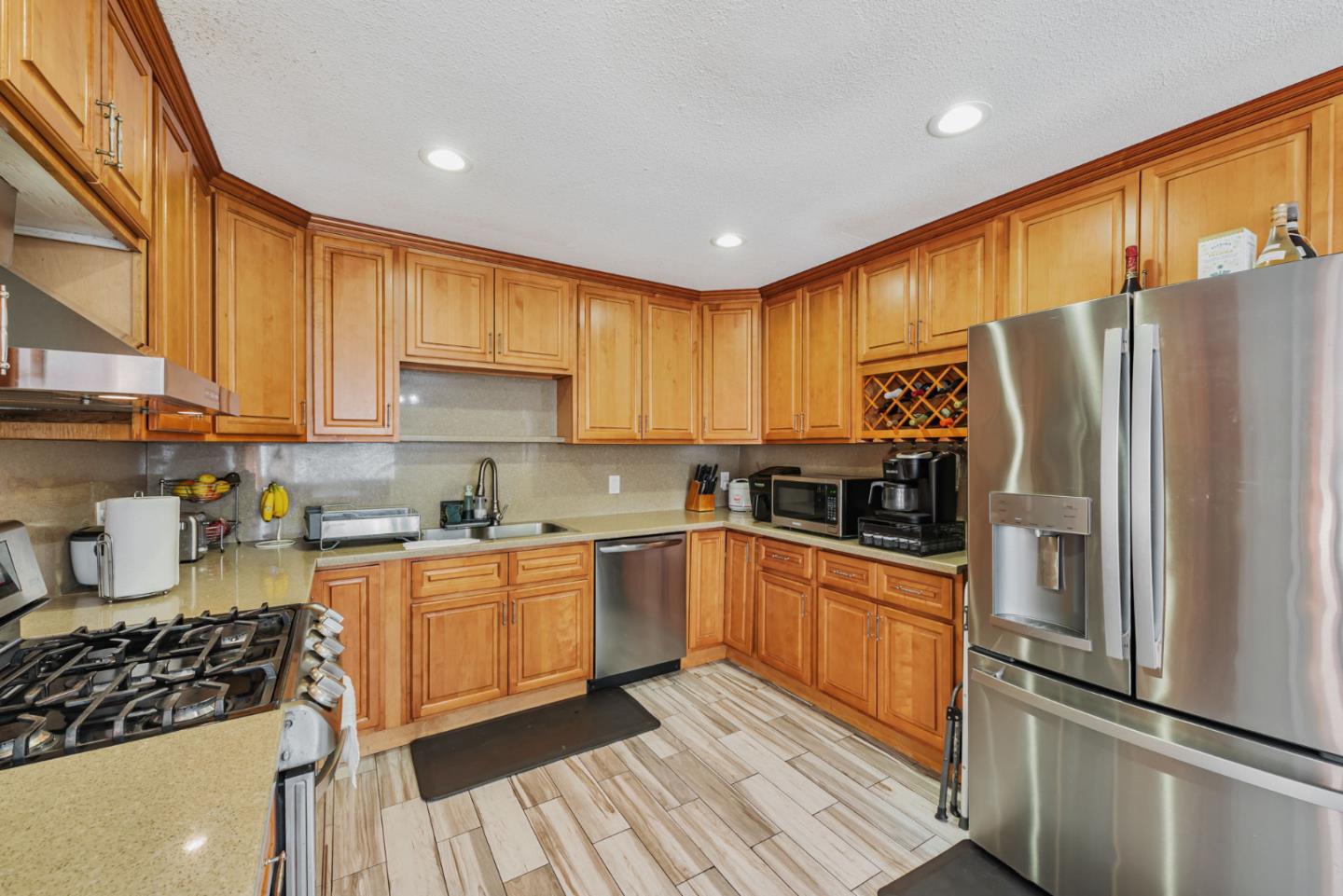 Detail Gallery Image 9 of 27 For 2631 Brahms Ave, San Jose,  CA 95122 - 3 Beds | 2 Baths